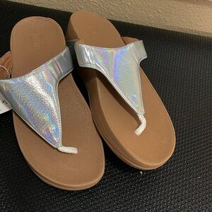 NWT FitFlop Shimmering Sandals